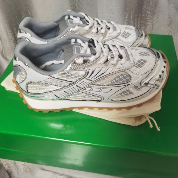 Bottega Veneta Sunglasses, Classic Orbit Style - Picture 1 of 5